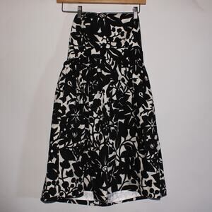 Y2K Molly B. Black And White Floral 100% Cotton Double Lined Strapless